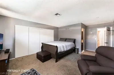 1832 Goose Creek Place Bedroom