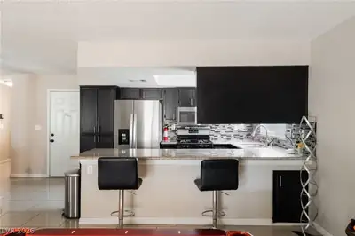 1832 Goose Creek Place Kitchen