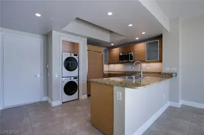 222 Karen Avenue 2303 Kitchen