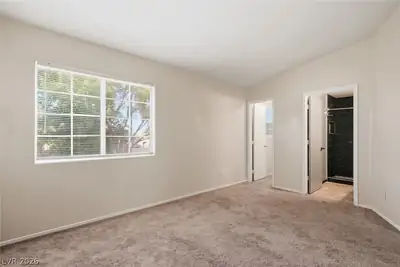 2520 Sierra Luna Avenue 102 Bedroom