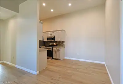 3504 Desert Cliff Street 202, Las Vegas, NV 89129 Kitchen