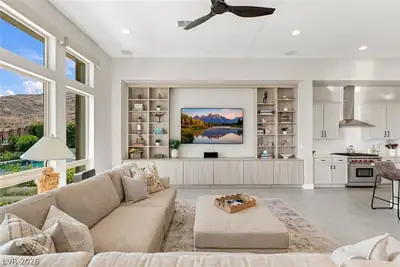 2980 The Peaks Lane, Las Vegas, NV 89138 Living Room
