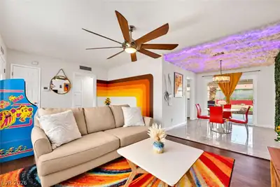 1932 Hassett Avenue, Las Vegas, NV 89104 Living Room