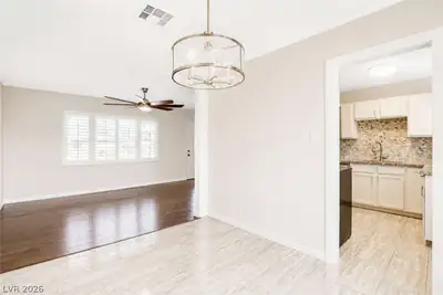 1932 Hassett Avenue, Las Vegas, NV 89104 Dining Area