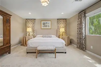 3939 Catlyn Woods Avenue Bedroom