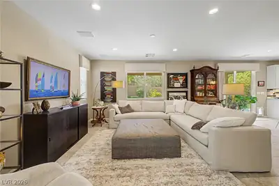 3939 Catlyn Woods Avenue Living Room