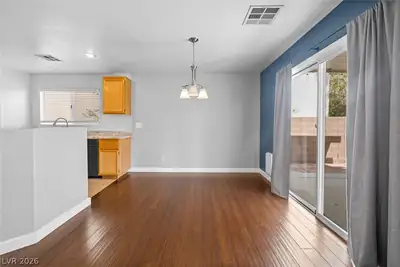 5005 Ironhorse Ranch Avenue Dining Area