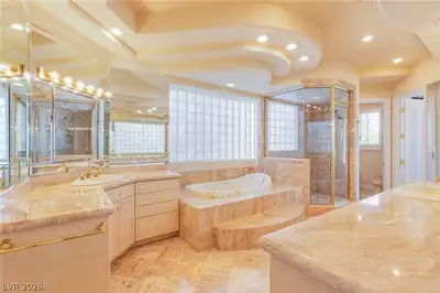 71 Cascade Creek Lane Primary Bathroom