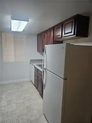 5060 Indian River Drive 377 Kitchen