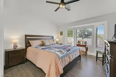 10008 Bundella Drive Bedroom
