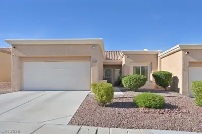 10008 Bundella Drive Las Vegas, NV 89134