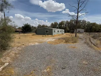 71 South Leslie Street Yard