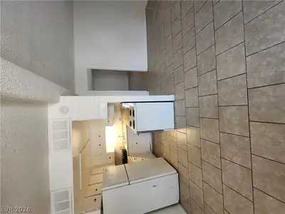 818 South 7th Street 1 Kitchen