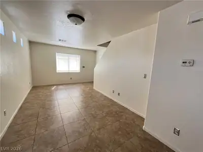 5220 Paradise Valley Avenue Living Room