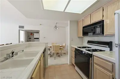 1908 Rio Canyon Court 206 Kitchen