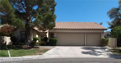 252 Paseo Del Lago, Henderson