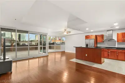 4525 Dean Martin Drive 409 Living Room