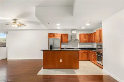 4525 Dean Martin Drive 409 Kitchen