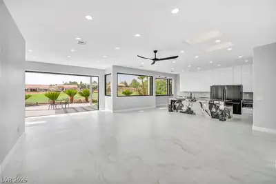 9501 Villa Ridge Drive Living Room