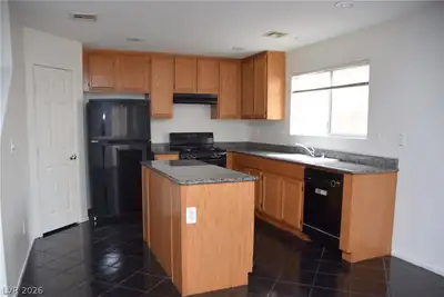 531 Cabis Bay Street Kitchen