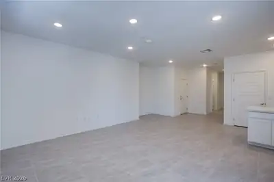 2555 Hampton Road 11201 Living Room