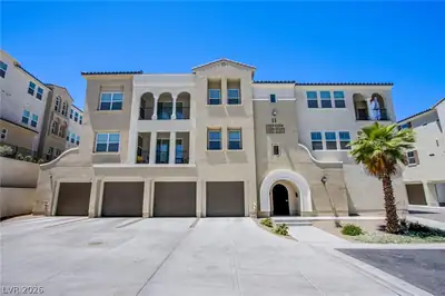 2555 Hampton Road 11201, Henderson