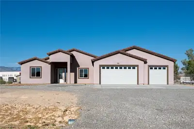 2181 South Arrow Court Pahrump, NV 89048