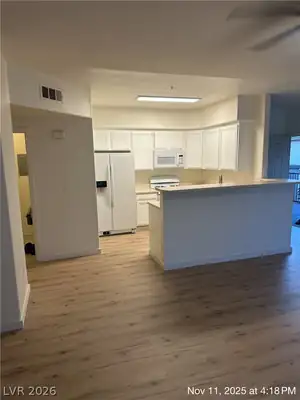 7143 South Durango Drive 312 Kitchen