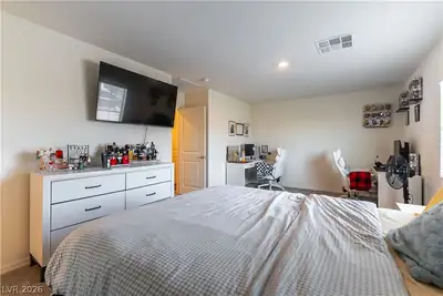 1589 Oro Grande Drive Primary Bedroom