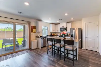 1589 Oro Grande Drive Kitchen