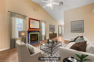 9301 Mountain Range Avenue Living Room