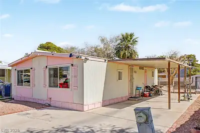 3802 Pecan Lane Las Vegas, NV 89115