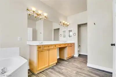 2423 Inspired Court Primary Bathroom