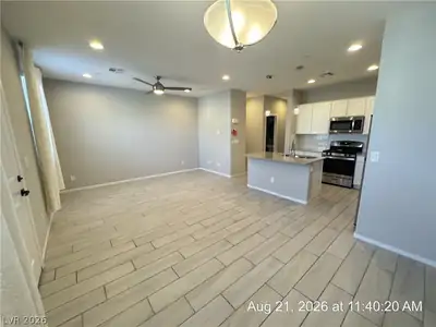 720 Sleeping City Avenue Living Room