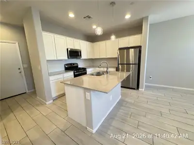 720 Sleeping City Avenue Kitchen