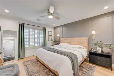 332 Jolly January Avenue Bedroom