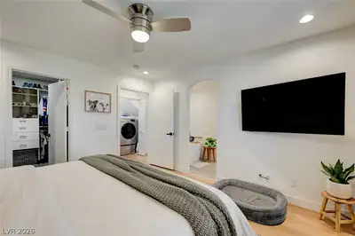 332 Jolly January Avenue Primary Bedroom
