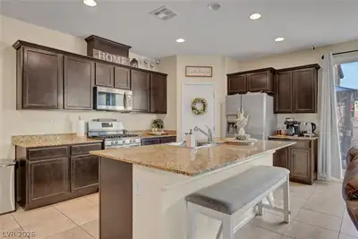 3924 Juanita May Avenue Kitchen