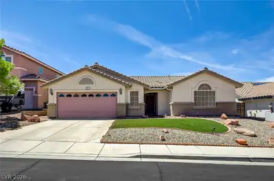 1011 Rose River Court, Henderson