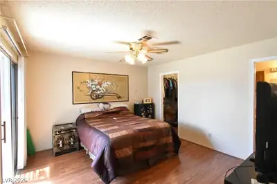 5851 Medallion Drive 101 Primary Bedroom