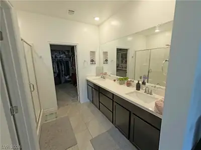 9476 White Fir Grove Court Primary Bathroom