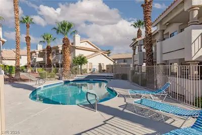 1001 Falconhead Lane 102 Pool
