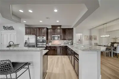 7317 Great Dover Street, Las Vegas, NV 89166 Kitchen