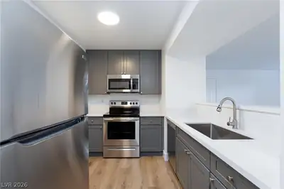 5055 West Hacienda Avenue 1021 Kitchen