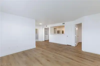 5055 West Hacienda Avenue 1021, Las Vegas