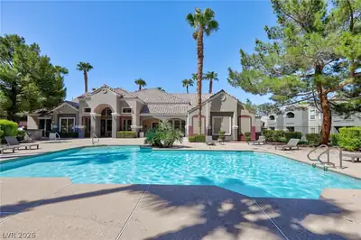 5055 West Hacienda Avenue 1021 Pool