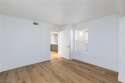 5055 West Hacienda Avenue 1021 Bedroom