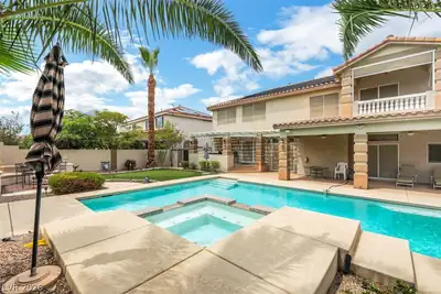 1221 Fragrant Spruce Avenue, Las Vegas