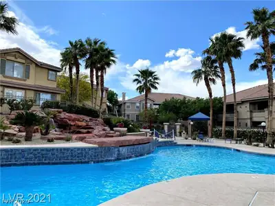 9901 Trailwood Drive 1104 Pool