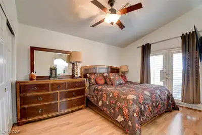 7365 Tamarind Avenue Bedroom